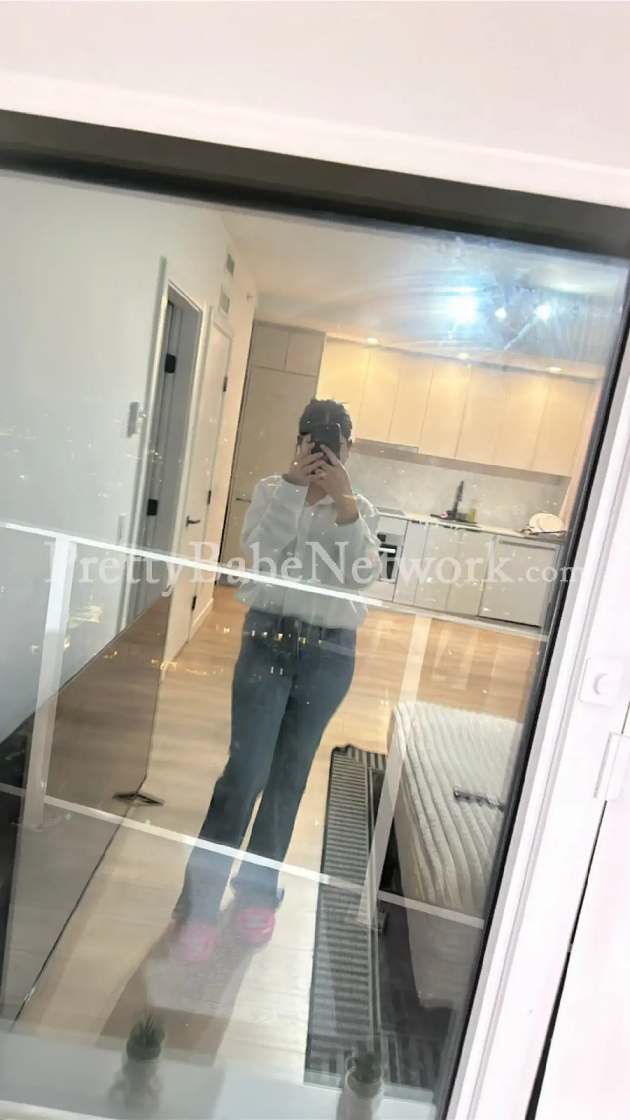 Menika—Hot Private Escort in Kanjurmarg for Secret Dating and GFE